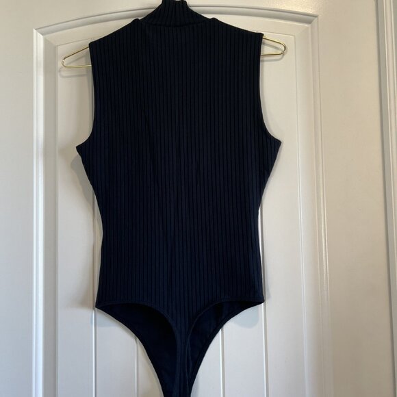 Abercrombie and Fitch Ribbed Bodysuit Size XS - Picture 2 of 2